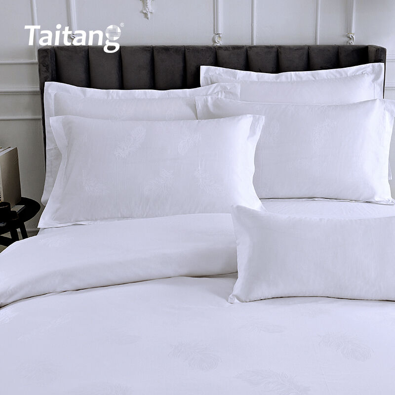 Set Tempat Tidur Mewah Hotel Berbahan Katun dengan Motif Bulu Jacquard 300T, Termasuk Sarung Selimut, Seprai Datar, dan Sarung Bantal