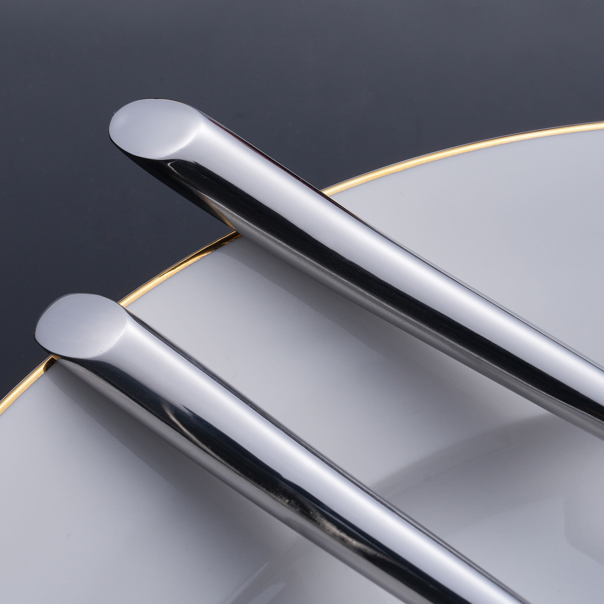 Geometric Bevel-Cut Restaurant Cutlery Set Premium Modern Steel Flatware for Luxury Boutique Hospitality Sourcing