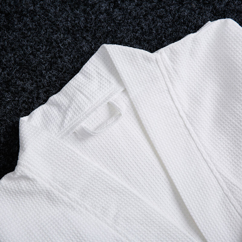 Lightweight Small Waffle Hotel Bathrobe Quick-Dry Kimono Style Wholesale Luxury Hotel Linen Supplier