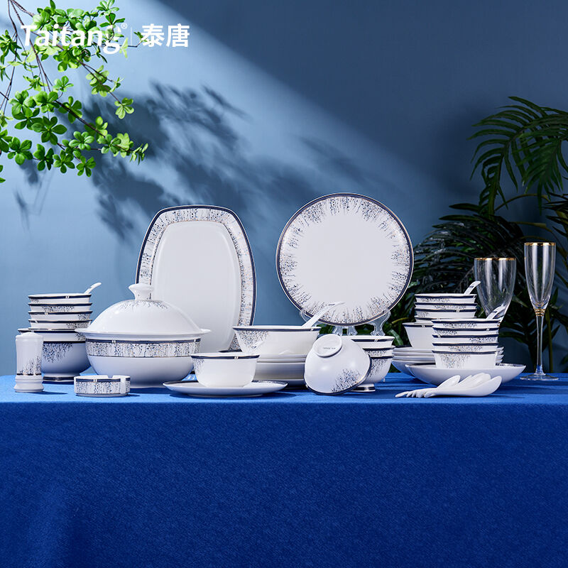 Jasper Beaded Curtain Luxury Bone China Dinnerware Set Fine Bone China Dishes for Five-Star Hotel Banquets & Fine Dining