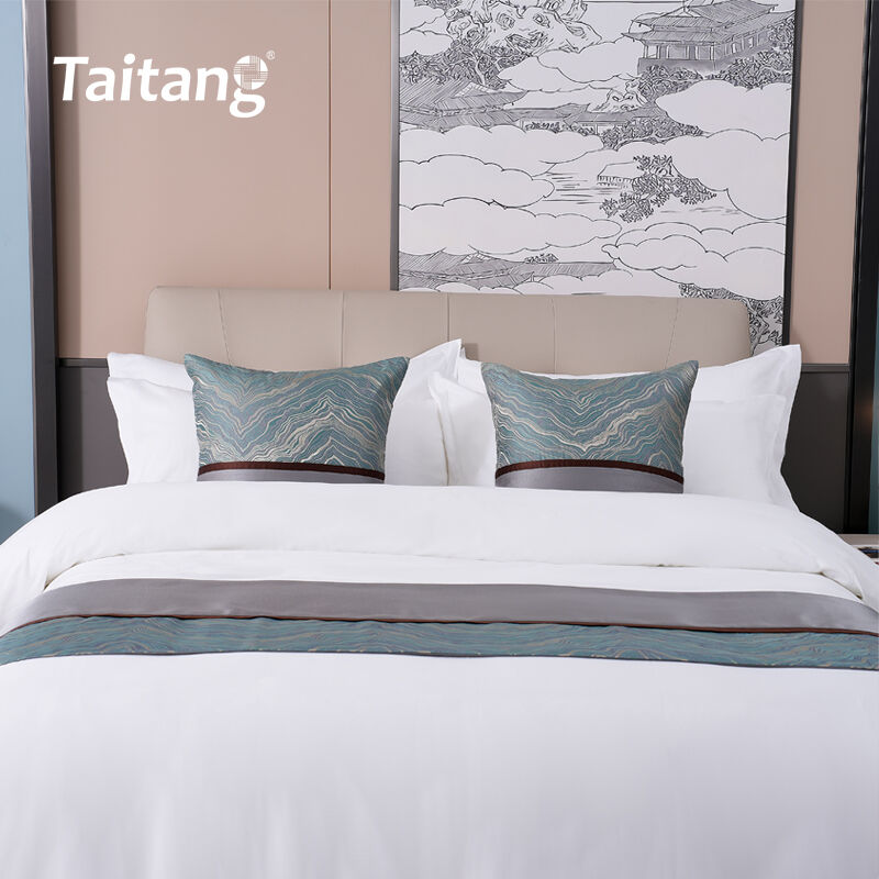 Modern Wave Pattern Hotel Bed Runner & Decorative Pillow Set Premium Hotel Bedding Manufacturers