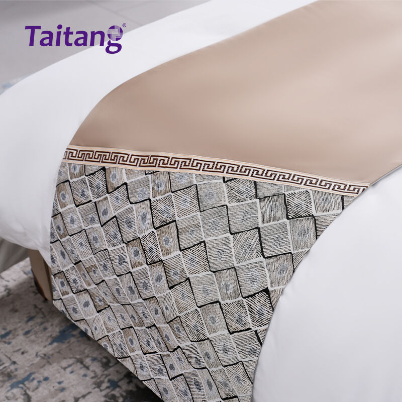 Geometric Jacquard Bed Runner & Decorative Pillow Set Premium Hotel Bedding Manufacturers