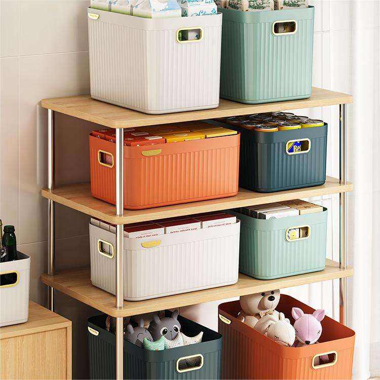 espera-se que em 2025 as importações de grandes contêineres para armazenamento no Vietnã ultrapassem 16 milhões de unidades, sendo que 77% das entregas são modelos chineses com tampas e alças