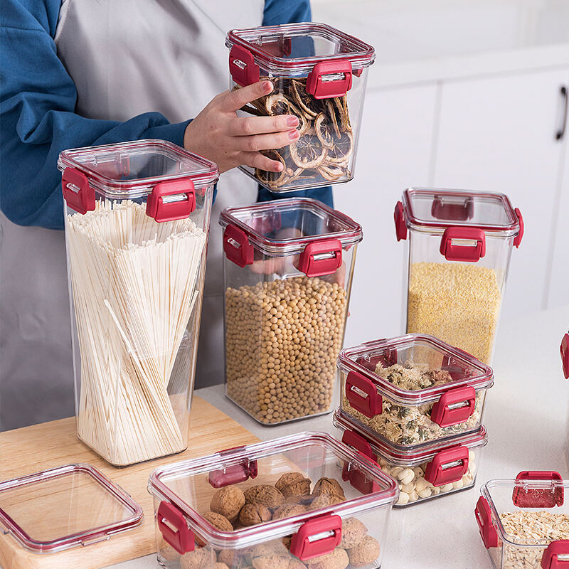 prevê-se um crescimento nas vendas de recipientes plásticos para armazenamento de alimentos de 70% nos novos mercados da África até 2025: o material simples PET torna-se o mais vendido