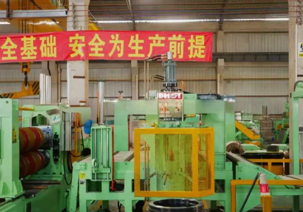 The Backbone of Modern Fabrication: Mastering Precision with Sheet Metal Folding Machines