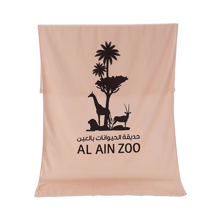 Why Is a Beach Bag with Towel a Must-Have for Summer Trips?