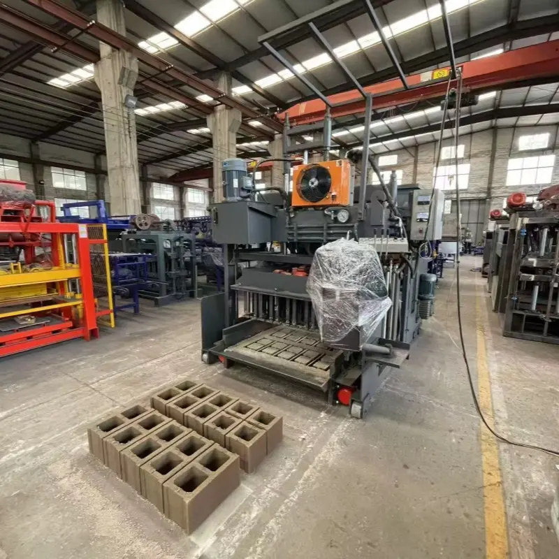 Blok Üretim Makinesi | Yüksek Çıktılı Üretim