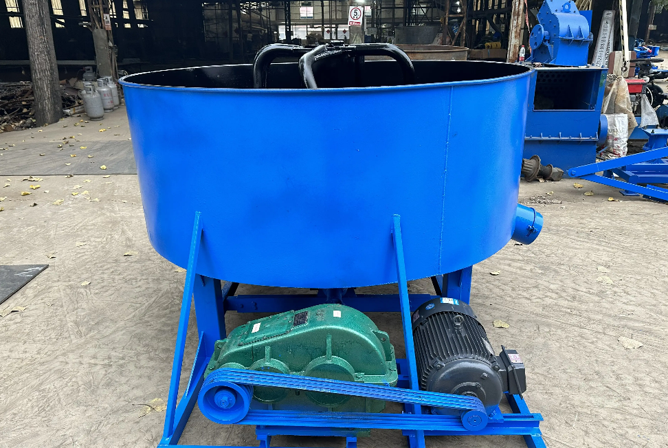 Large Cement Mixer for Sale - Gas-Powered | Heavy-Duty