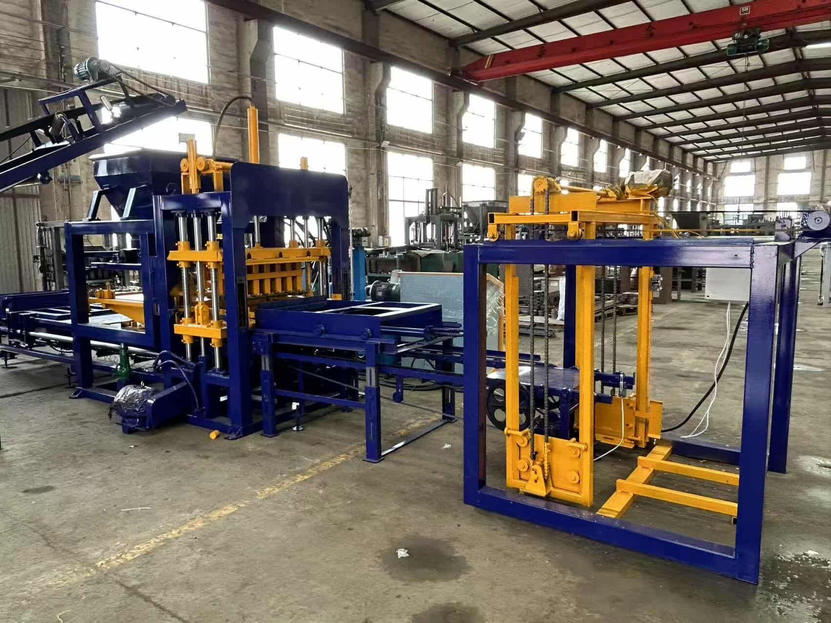 QT4-15S Fully Automatic Building Brick Production Machine