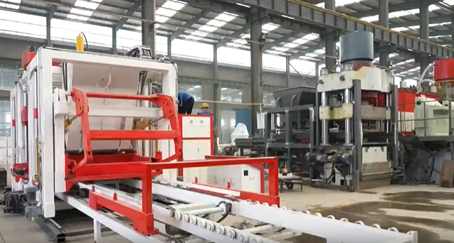 QT15-15_automatic_brick_making_machine