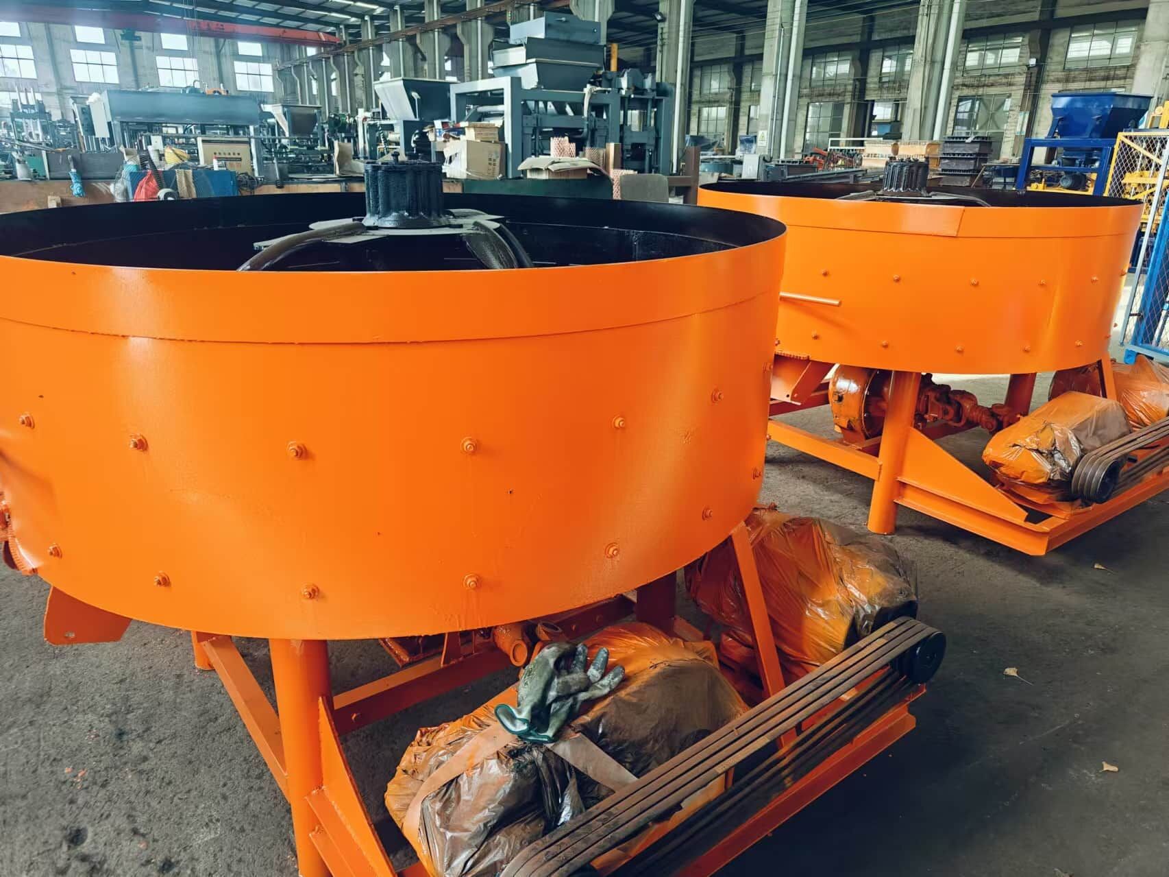 Beton blok ishlab chiqarish zavodlari uchun elektrli beton tekis og'izli aralashgich