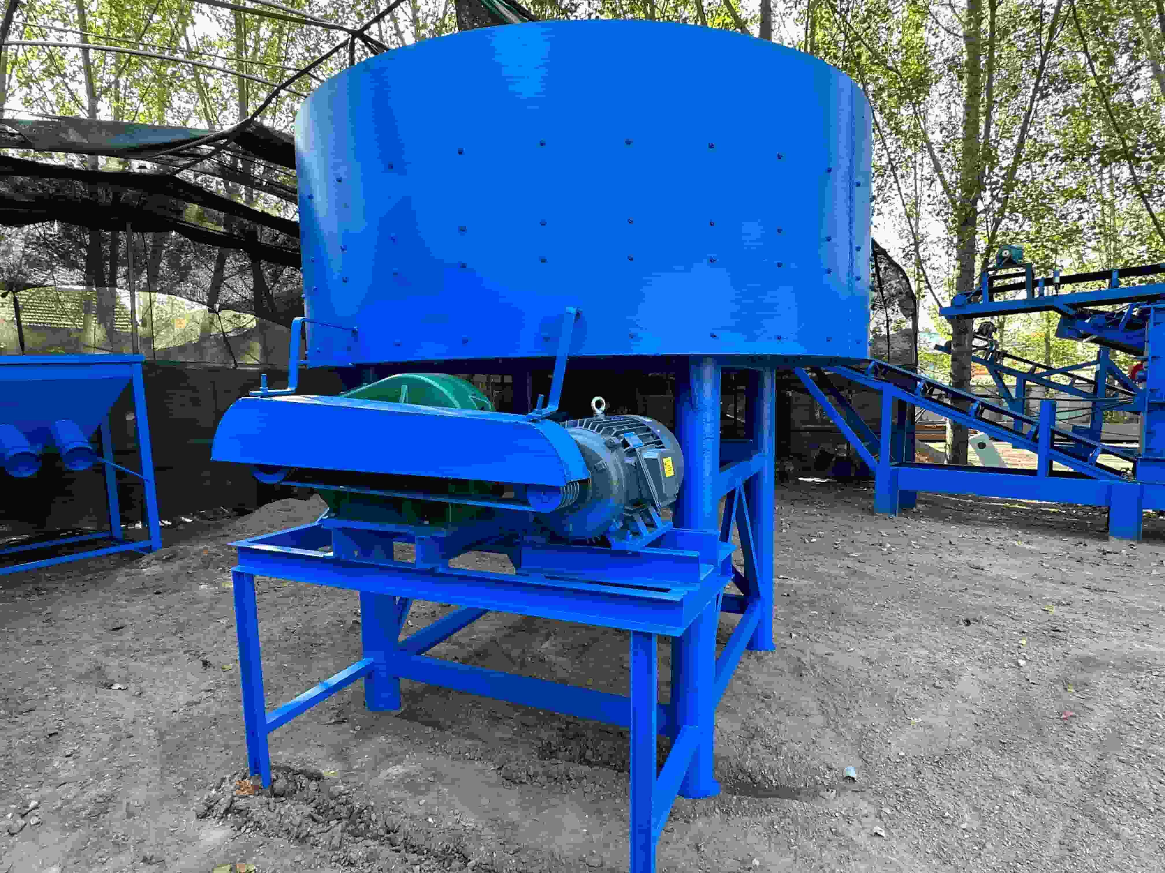 Varför platta munblandare ger mer enhetlig betong än trumblandare