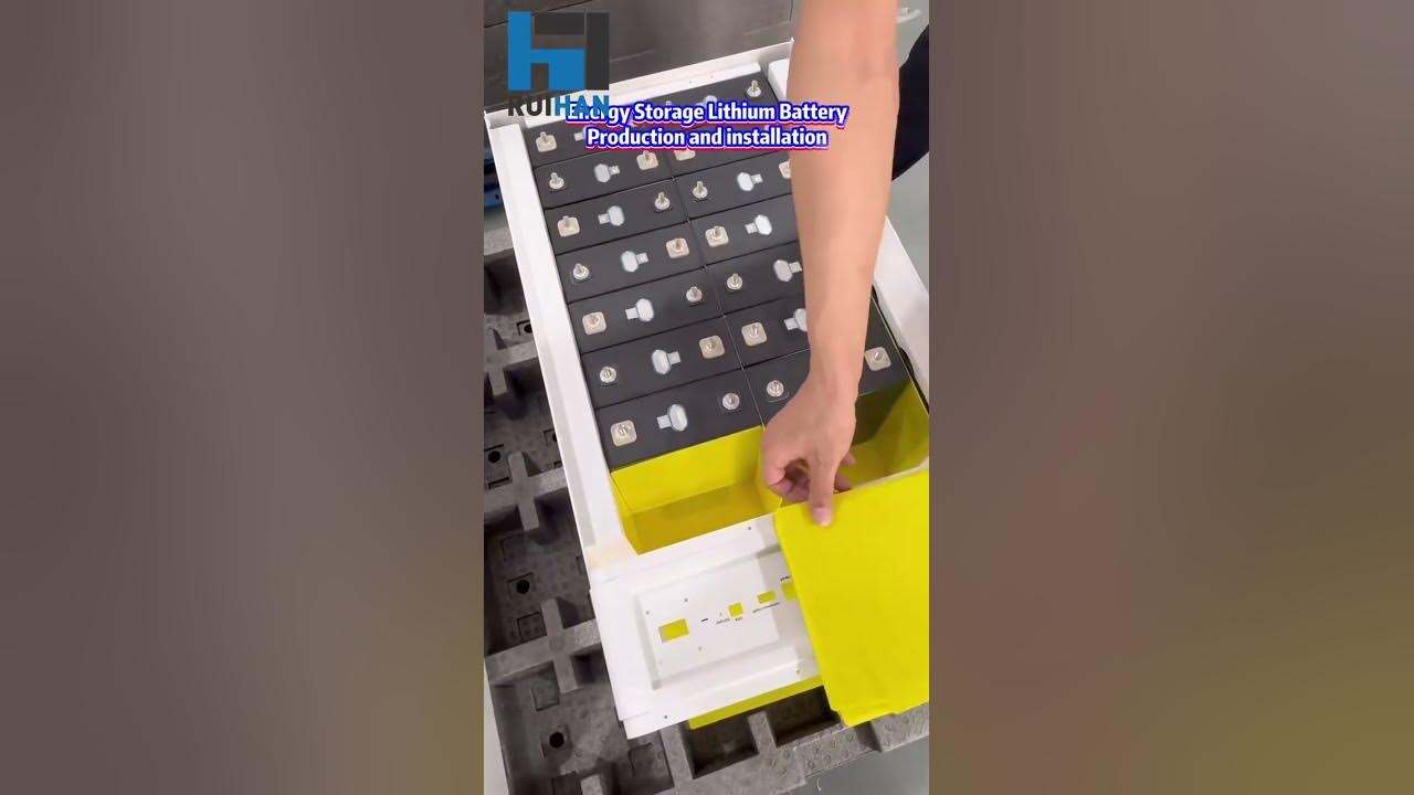 Factory footage: The cell placement and assembly process of a large energy storage battery