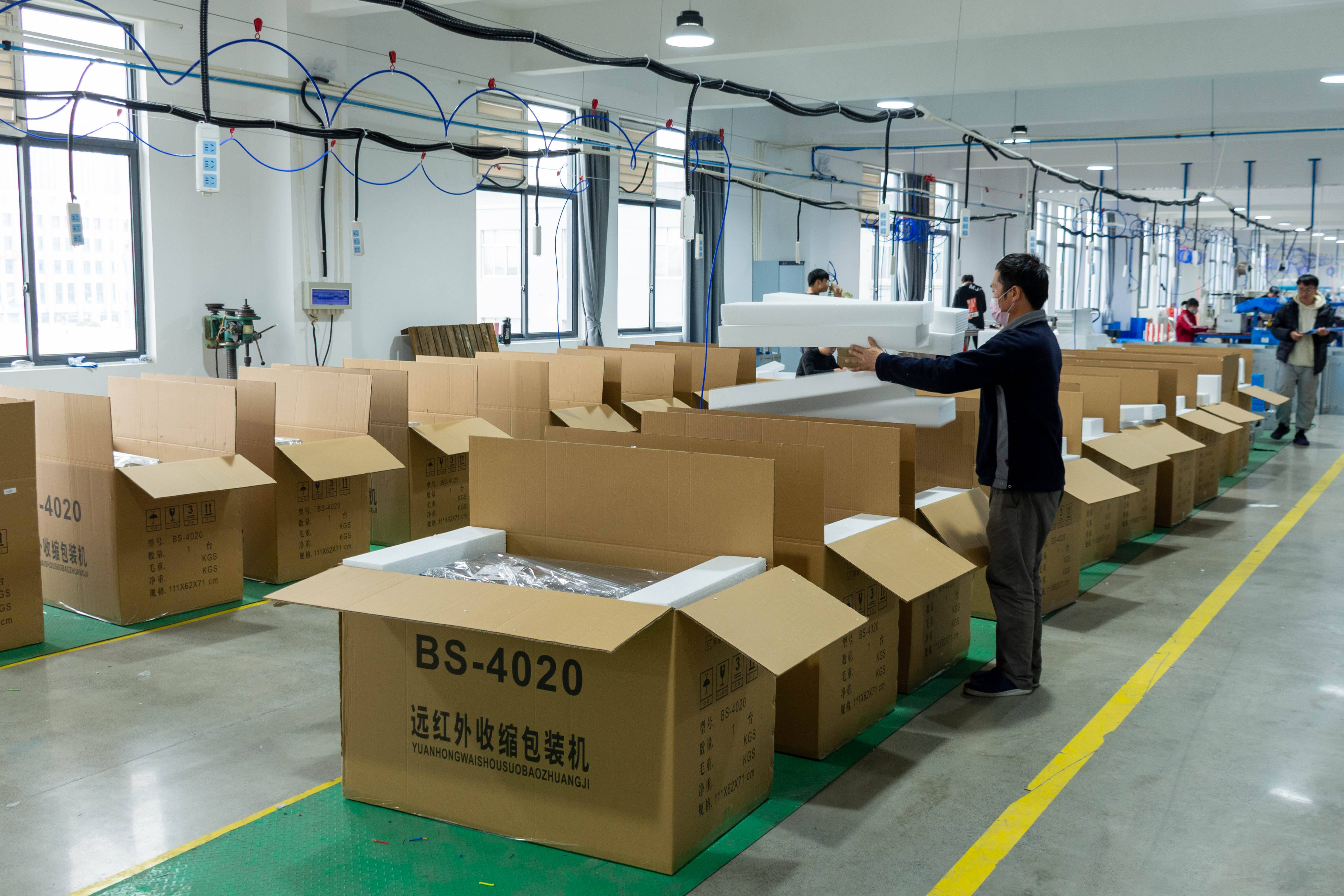 Heat Shrink Tunnel Machines: Your Profitable Partner in the Booming Packaging Industry