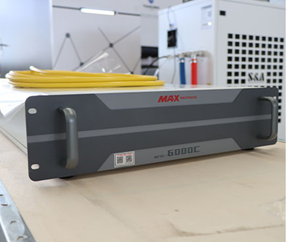 full protective fiber laser cutting machine -2