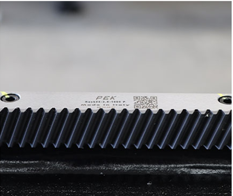 full protective fiber laser cutting machine -7