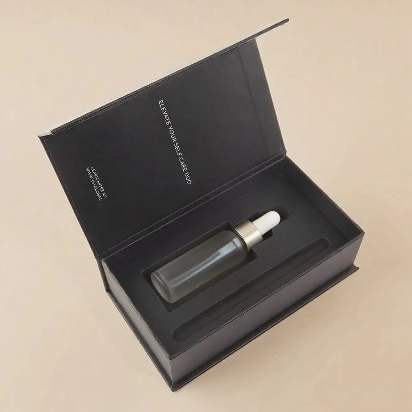 Quali Sono le Caratteristiche Principali di un Box Cosmetico di Alta Gamma?