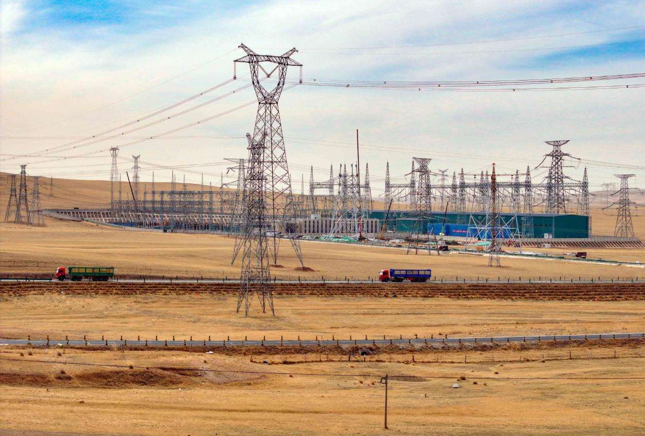 1000 KV Transmission line Tower inner Mongolia