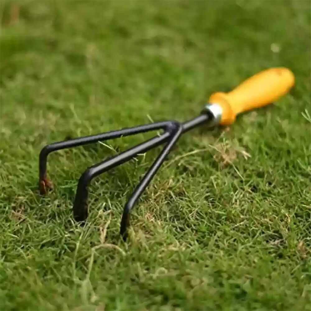 garden hand cultivator.jpg