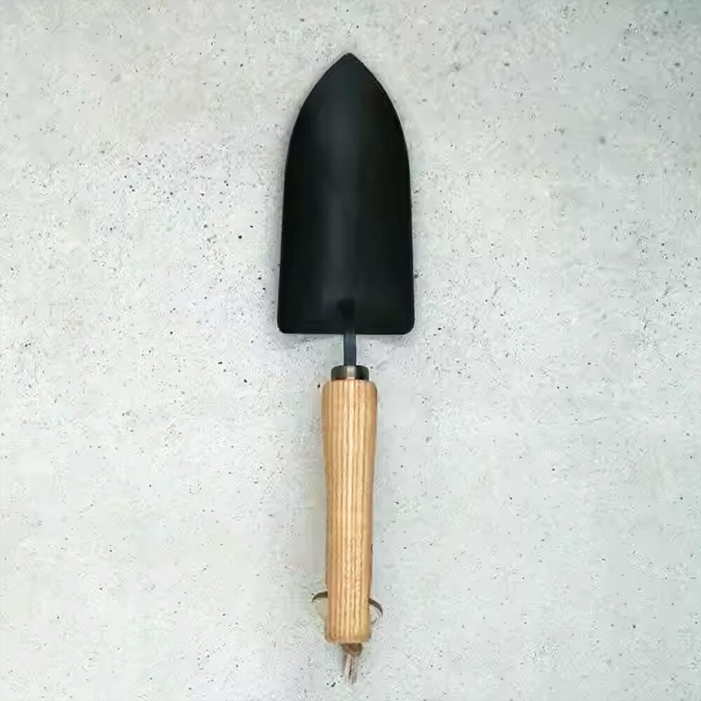 professional garden trowel.jpg