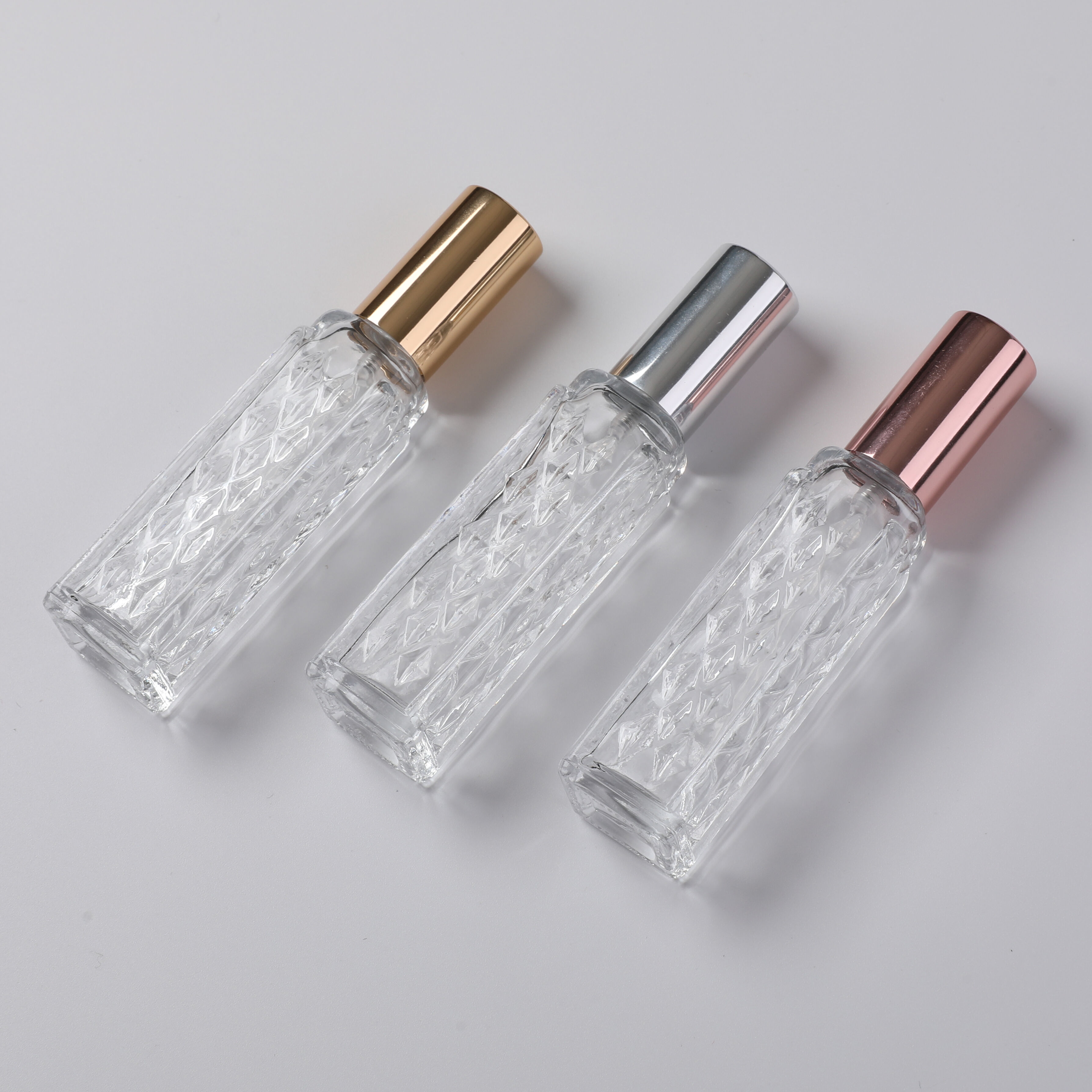 Di Mana Mencari Pembekal Borong untuk Botol Minyak Wangi 15ml