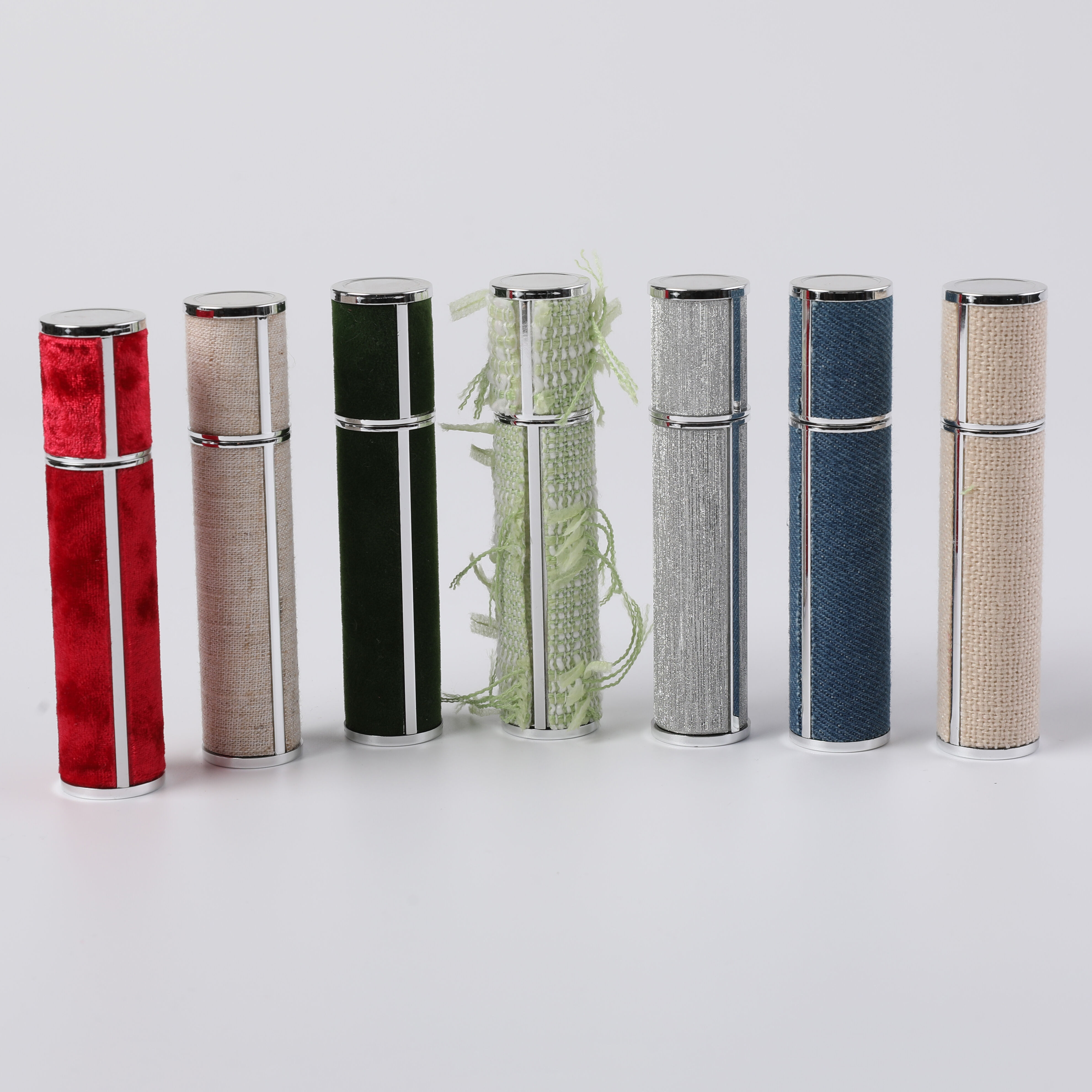 What Colors and Designs Are Trending in Colored Glass Perfume Bottles?