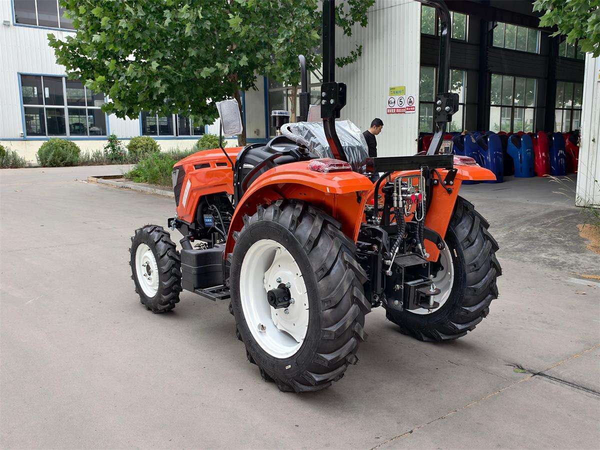tractor-2.jpg