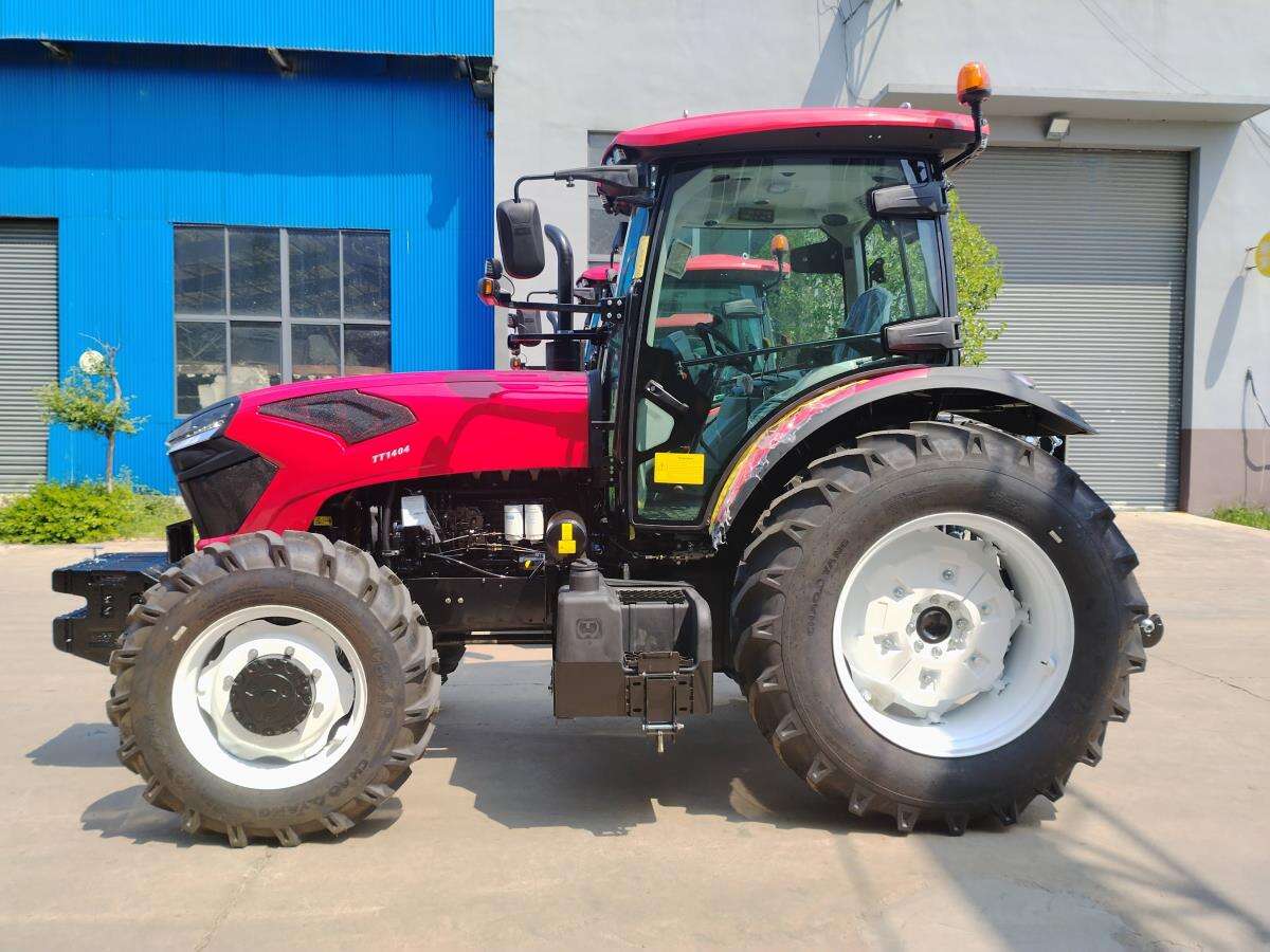 tractor.jpg