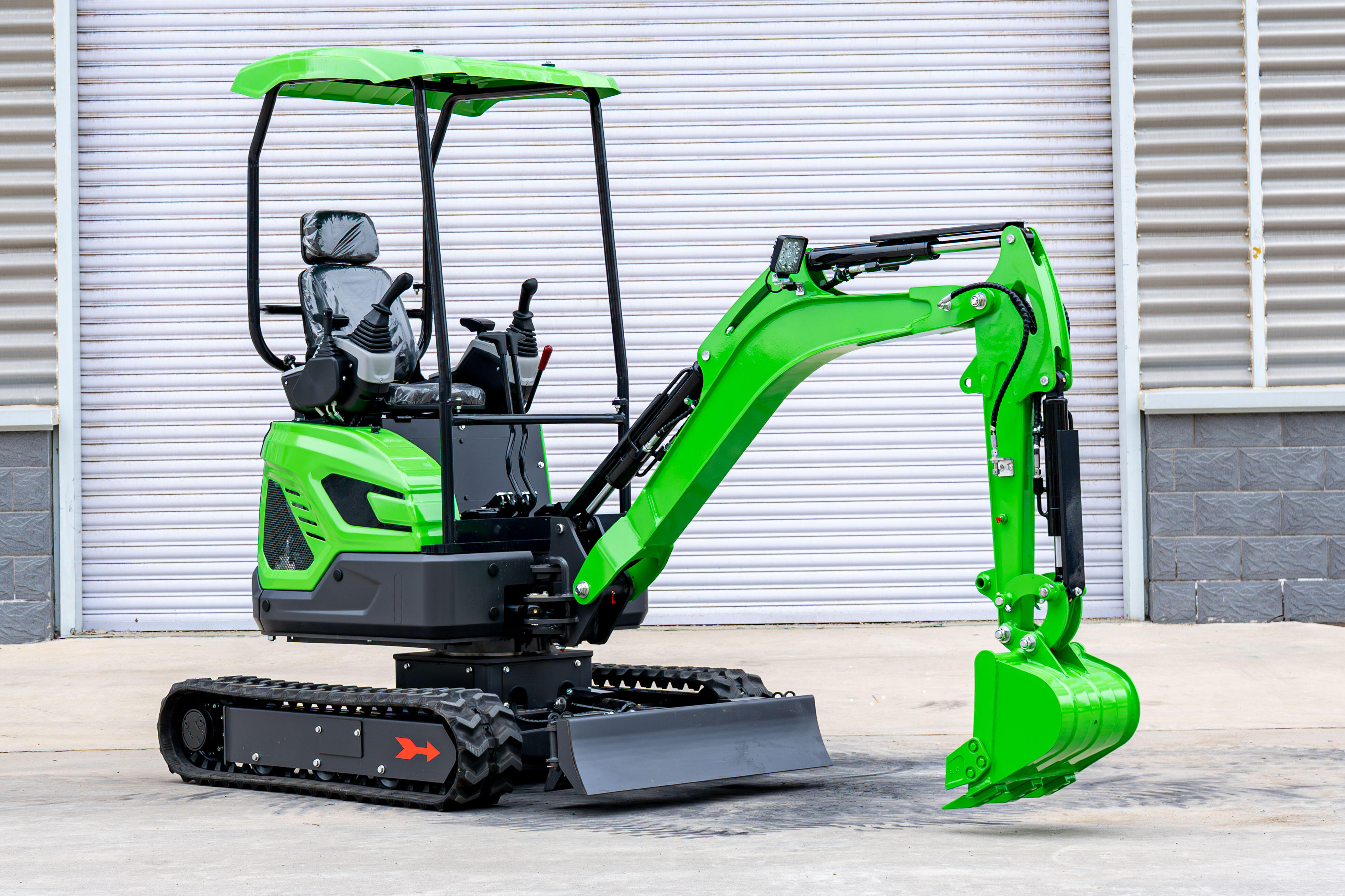 Günstiger 2-Tonnen-Grüner Bagger mit bester Qualität, Systemausrüstung, große Rabatte, fortschrittliche intelligente Technologie mit Laufwerkverlängerung, meistverkauft