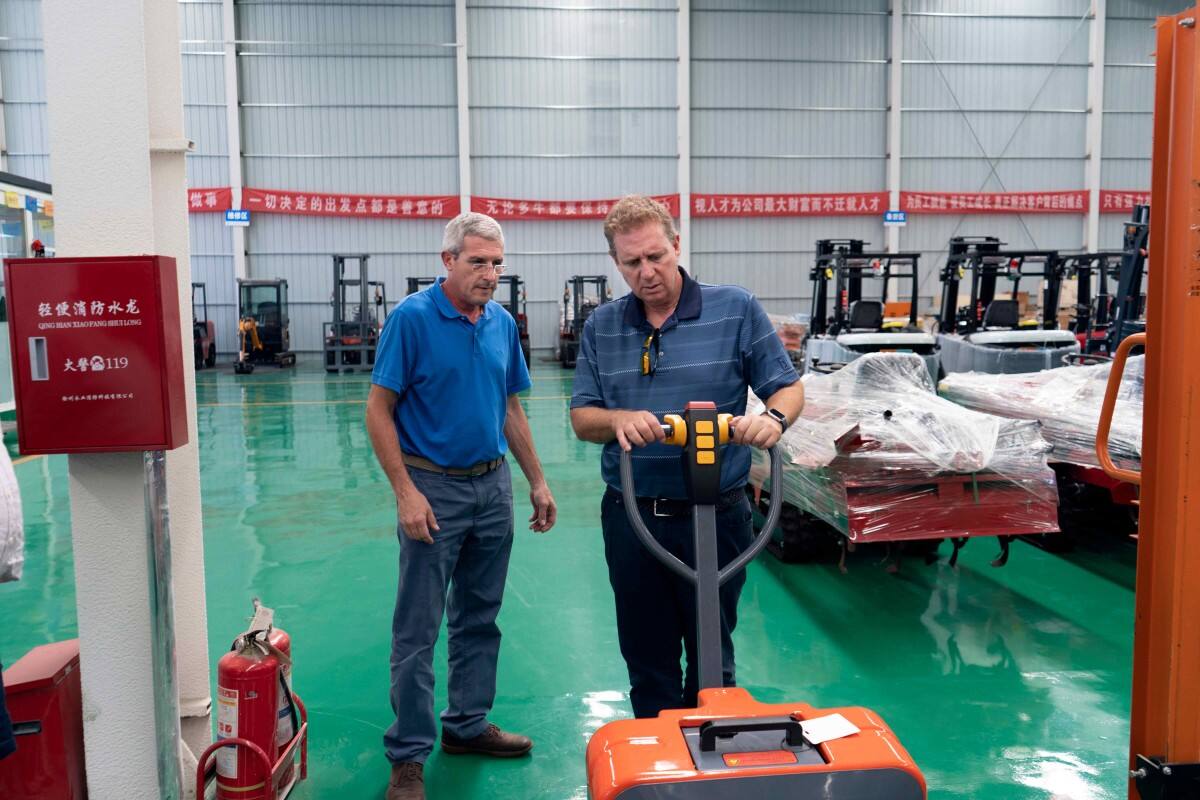 Spanish Clients Visit Dongcheng Machinery: Cooperation Successfully Established Following On-Site Inspection