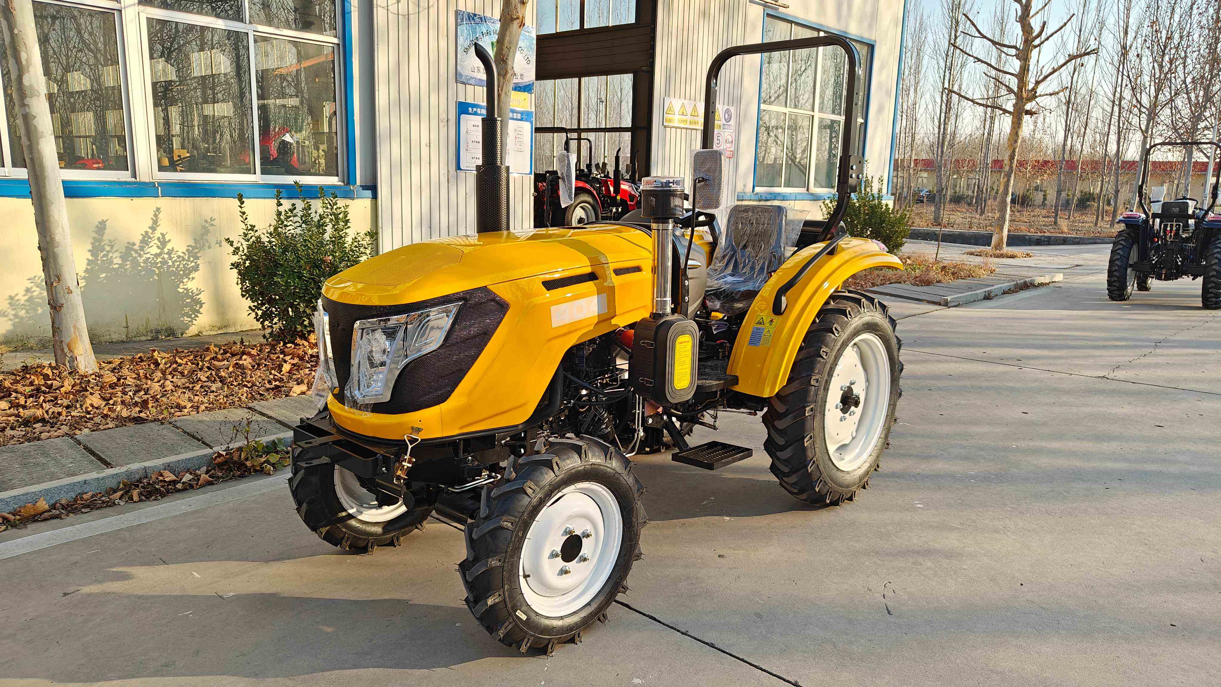 Six Tractors Shipped to the United States on December 1st