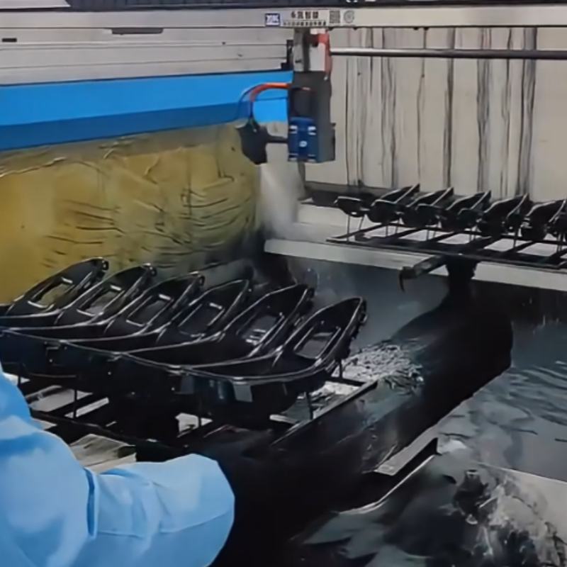 Sistema di Verniciatura Automatica: L'Automazione Completa del Processo Garantisce una Qualità di Verniciatura ad Alta Efficienza