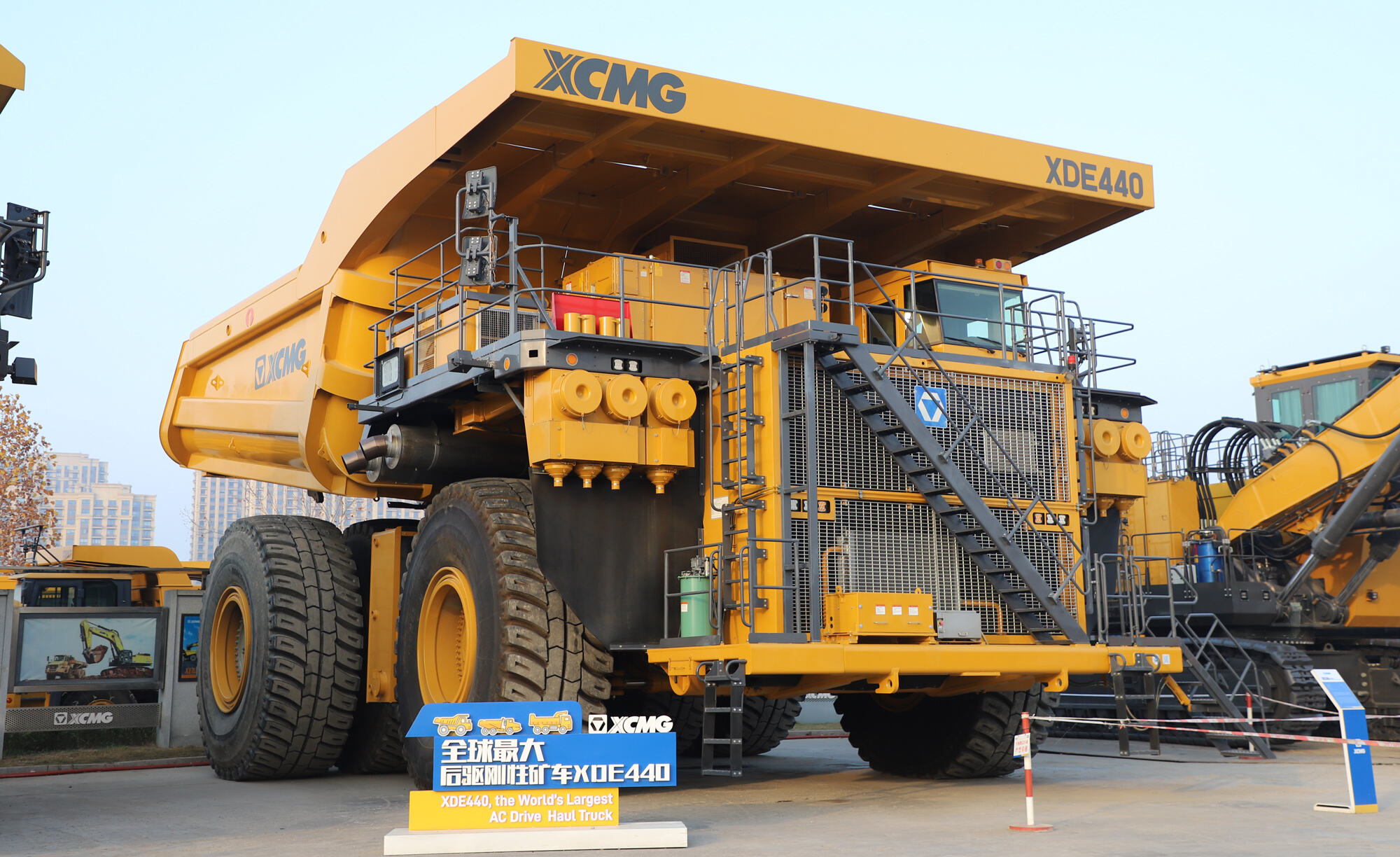 The Biggest Mining Dump Trucks for Mega Operations