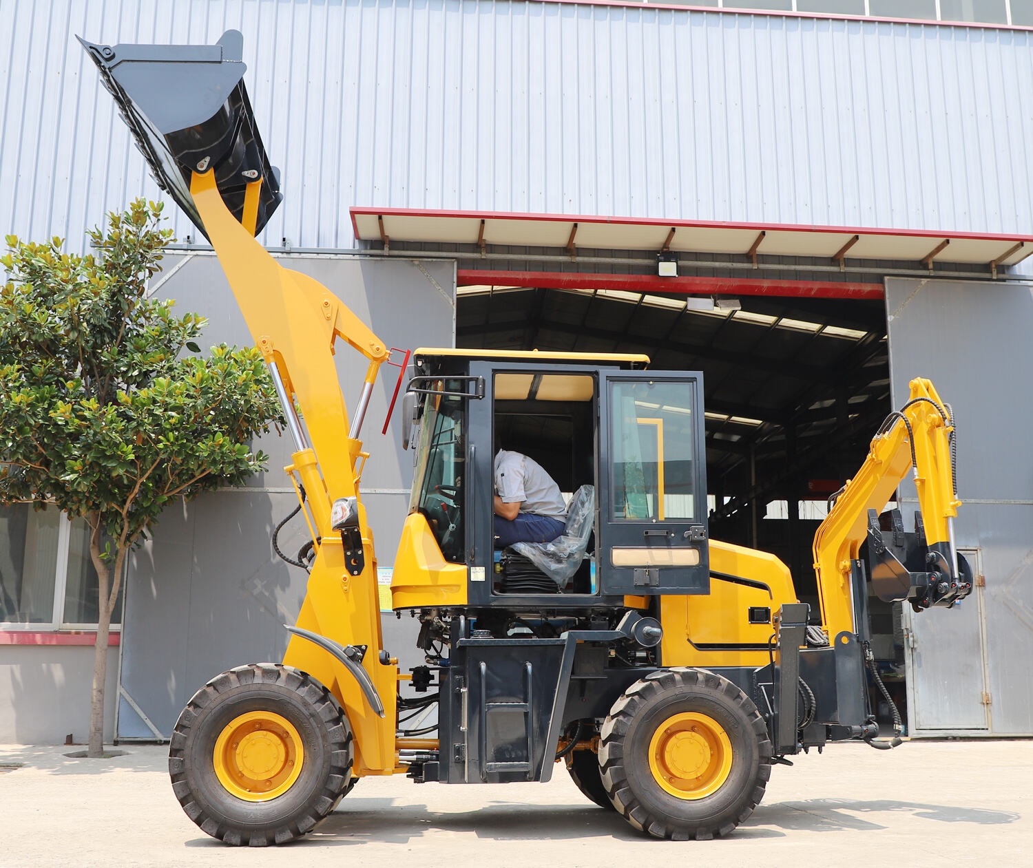 Large Backhoe Loader for Major Projects