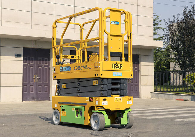 Self Propelled Elevating Work Platform for Solo Operation