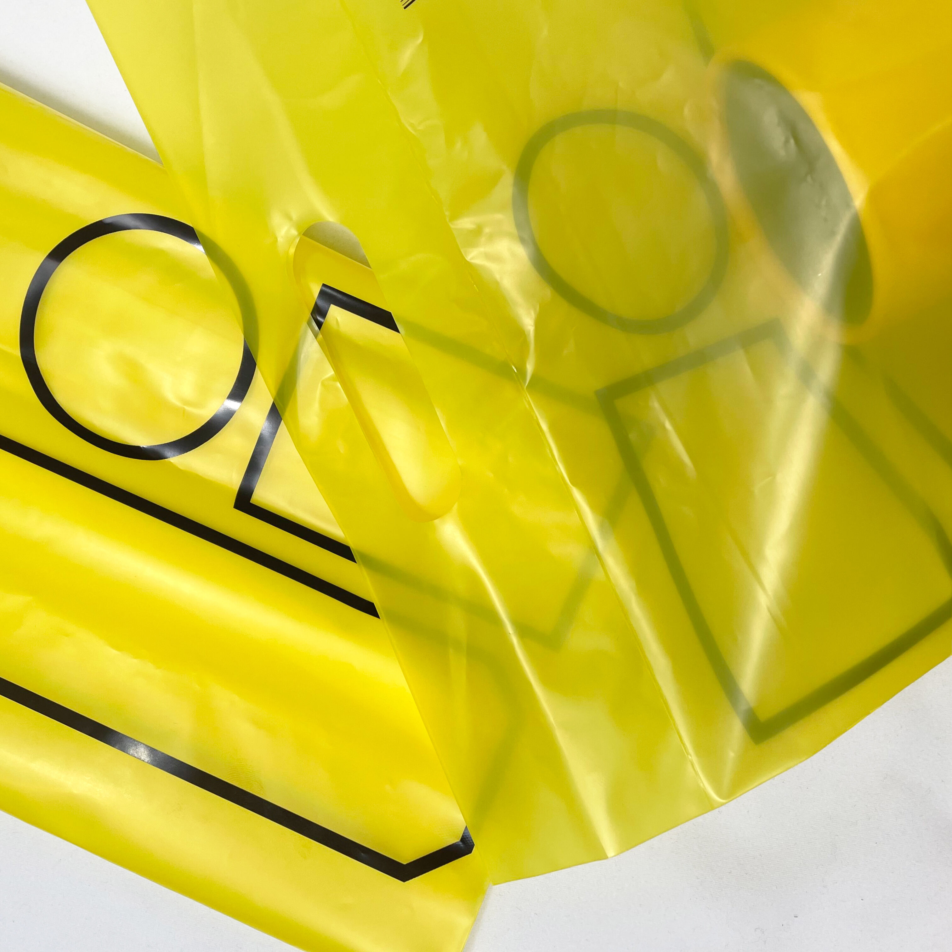 Unmatched Quality and Durability in Apparel Shipping Bags