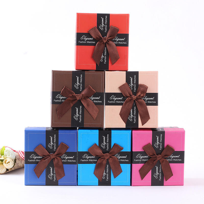 How to decorate kraft boxes for gift-giving without damaging the surface?