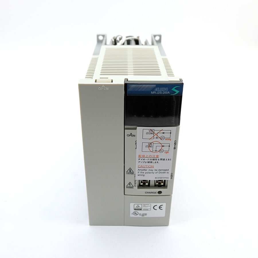 Amplificador servo Mitsubishi Electric MR-J2S-200A (2,0kW, 200V trifásica)