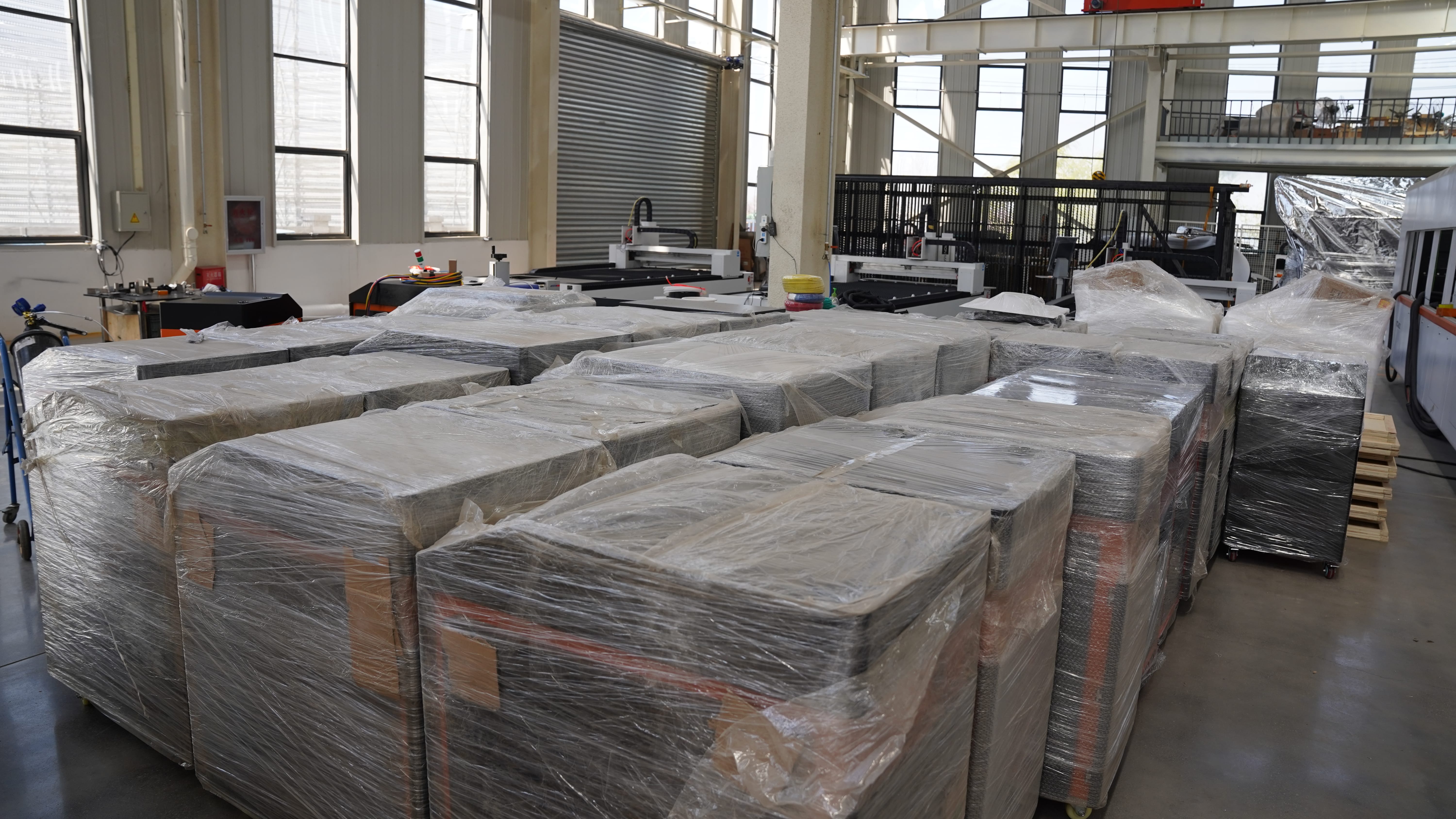 Metallinmuovaamisen tulevaisuus kehittyneillä laserhilaukoneilla