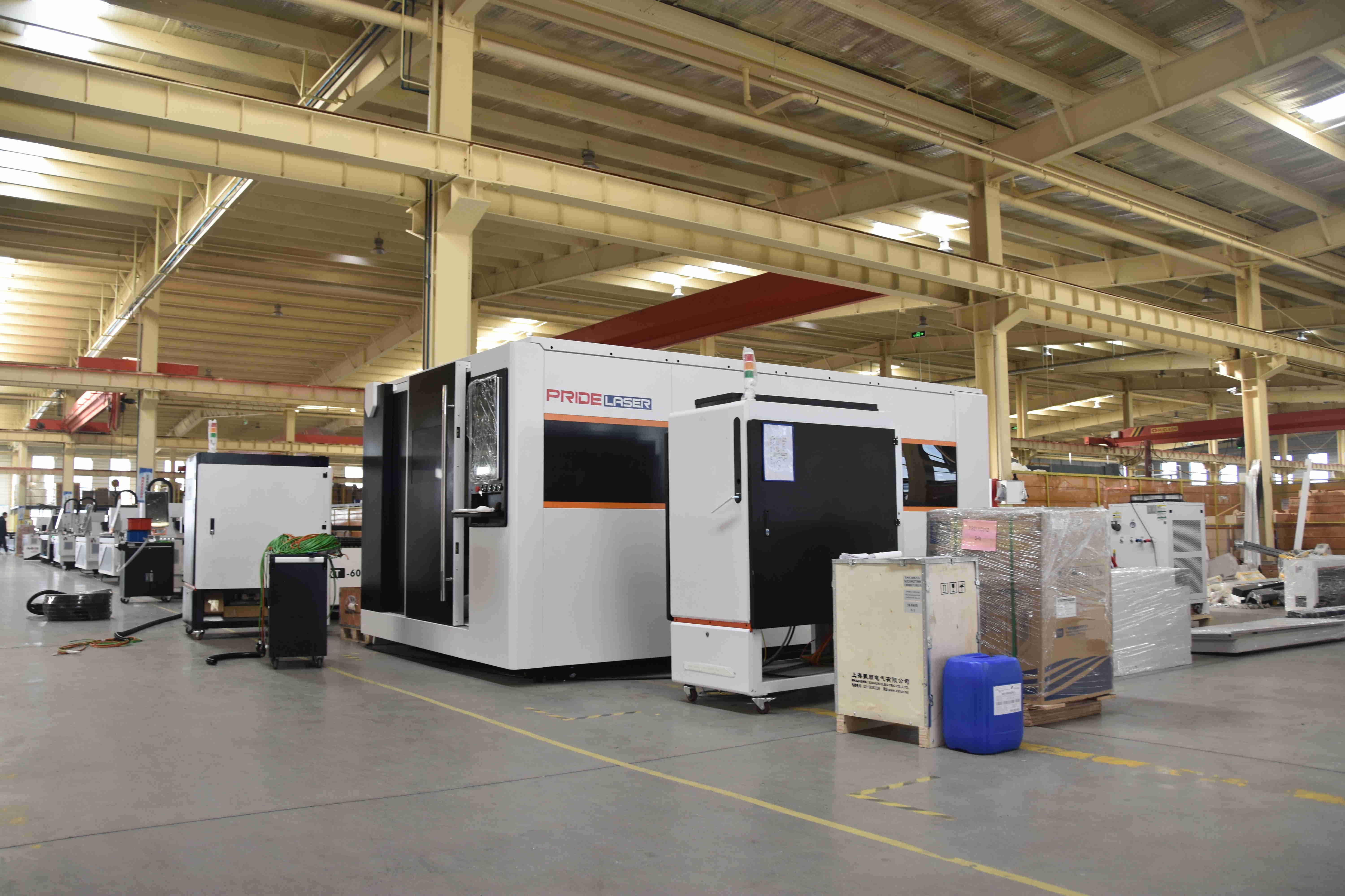 Mesin Pemotongan Laser Serat Menawarkan Kecepatan dan Spesifikasi Kompetitif