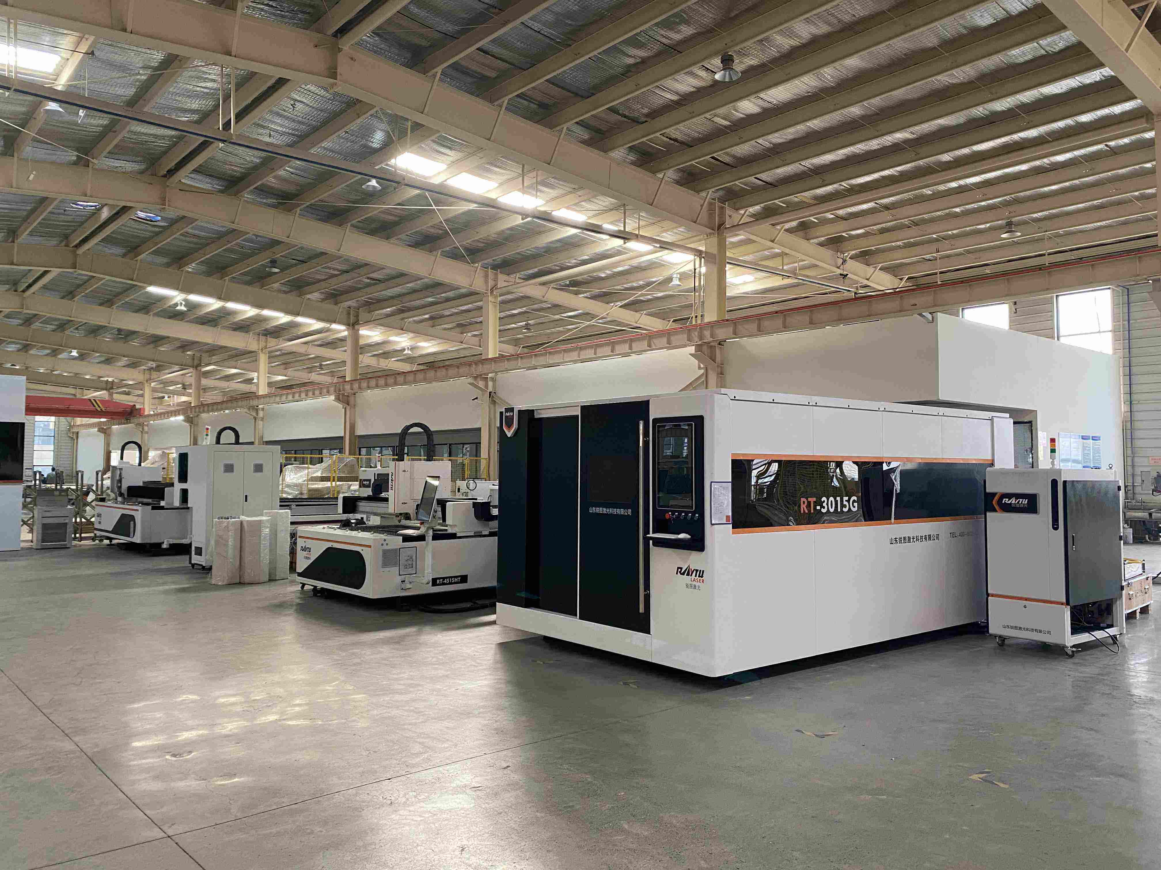 Turvallisuusominaisuudet kaikilla laserleikkauskoneilla