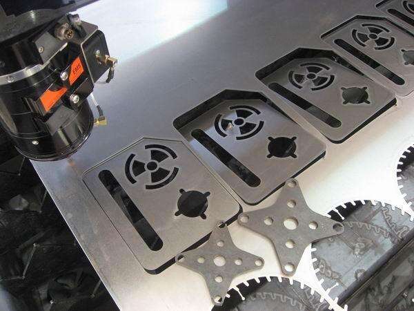 Edistyksellinen kiilalaseritekniikka