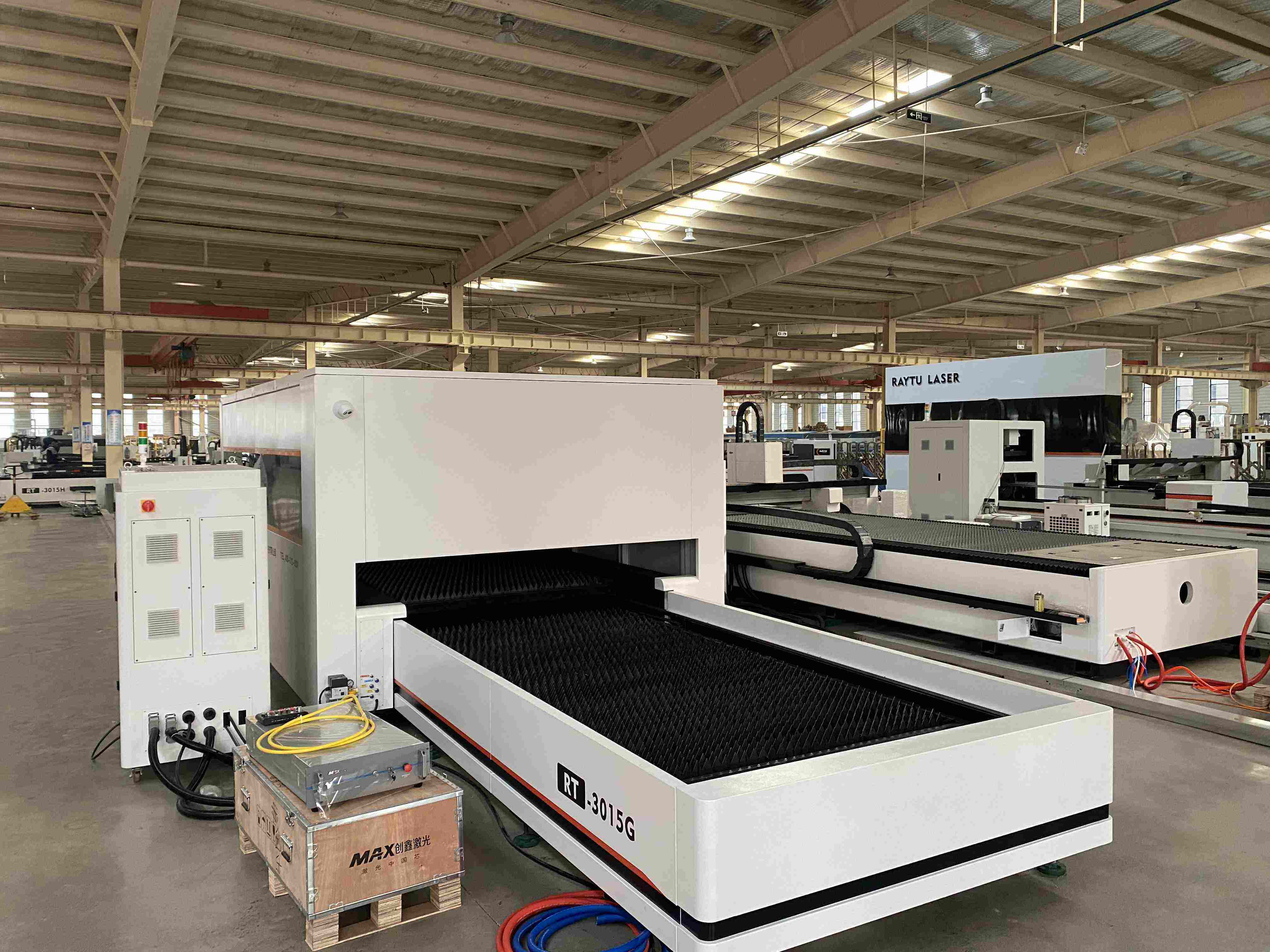 Langkah demi langkah prosedur pemasangan mesin pemotong laser serat