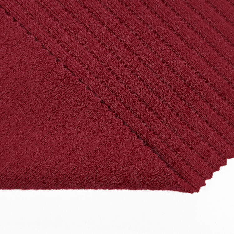 ပိက် ဖက်ဘရစ် နှင့် ချုပ်သည့် အဝတ်အစားအတွက် သုံးသော ပိုမိုကောင်းမွန်သော အထည်များ နှင့် နီယိုပရင် - အဓိက ကွဲပြားမှုများ