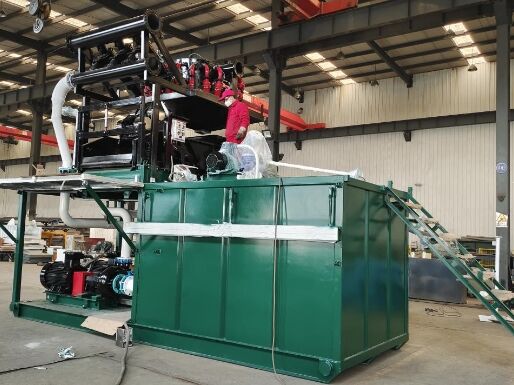 Rakenteellinen optimointi ja monikenttäsovellukset mudtankkeissa mudapiirin järjestelmissä