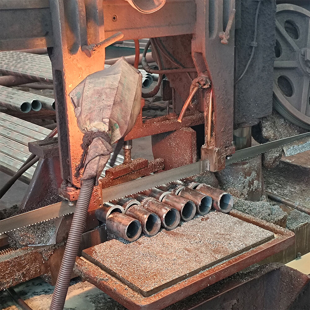 Découpe et Traitement des Tubes en Acier