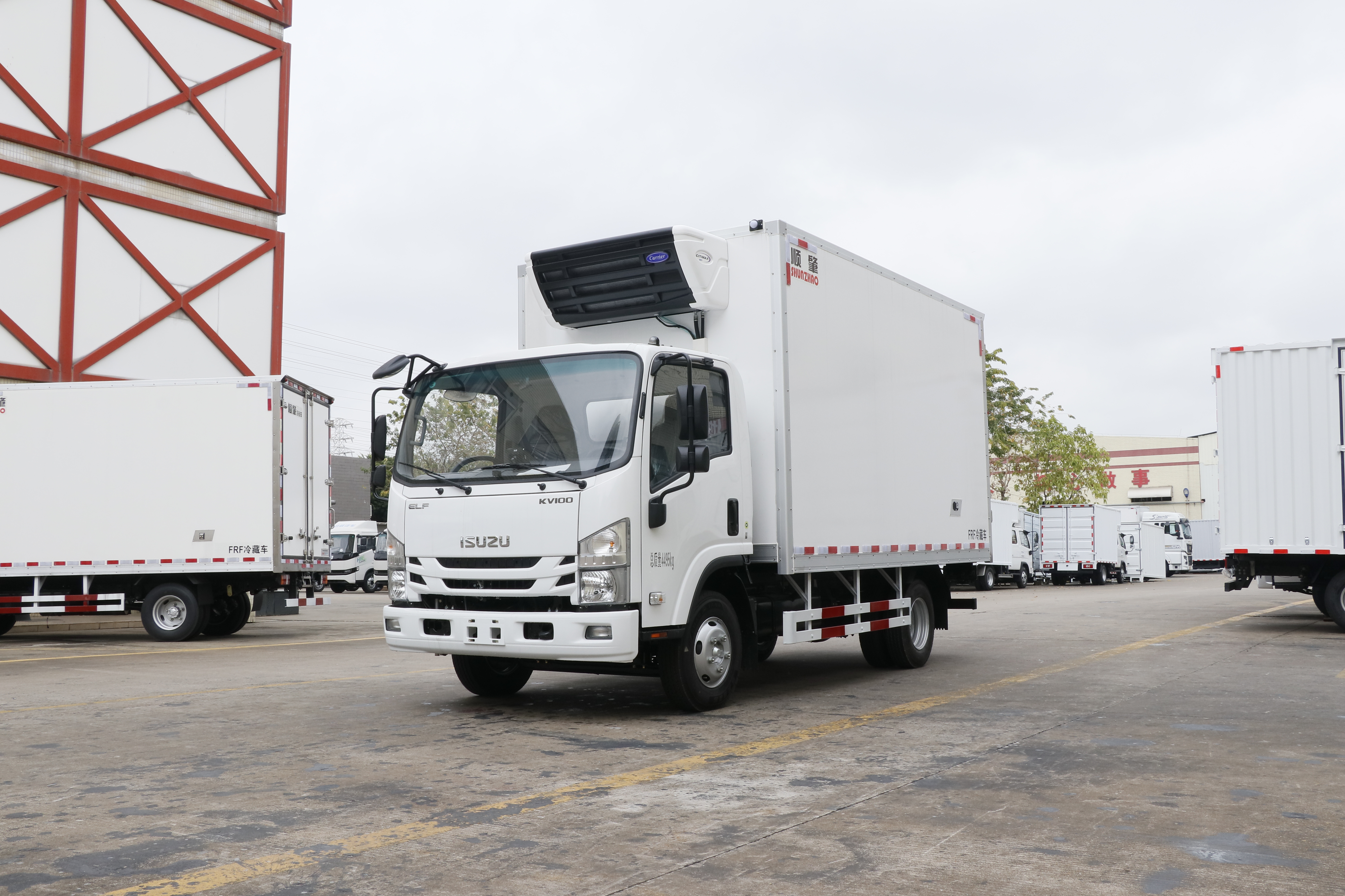 How to Choose a Reefer Box Truck with Custom Temperature?