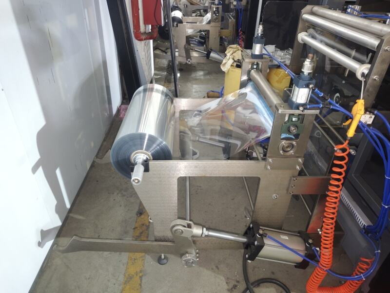 JCCX-600A Cover Thermoforming Machine.jpg