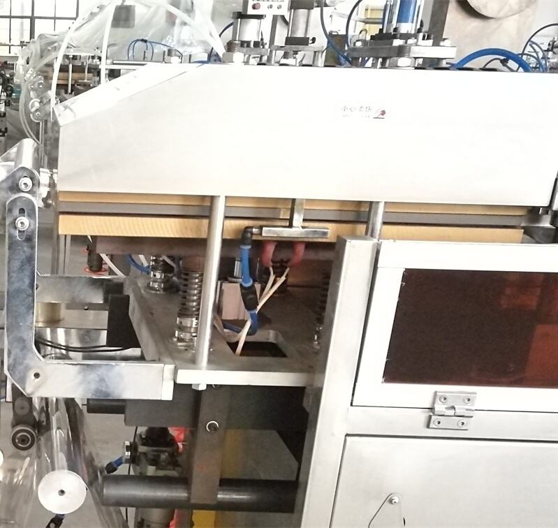 JC-500D Automatic Plastic Products Thermoforming Machine