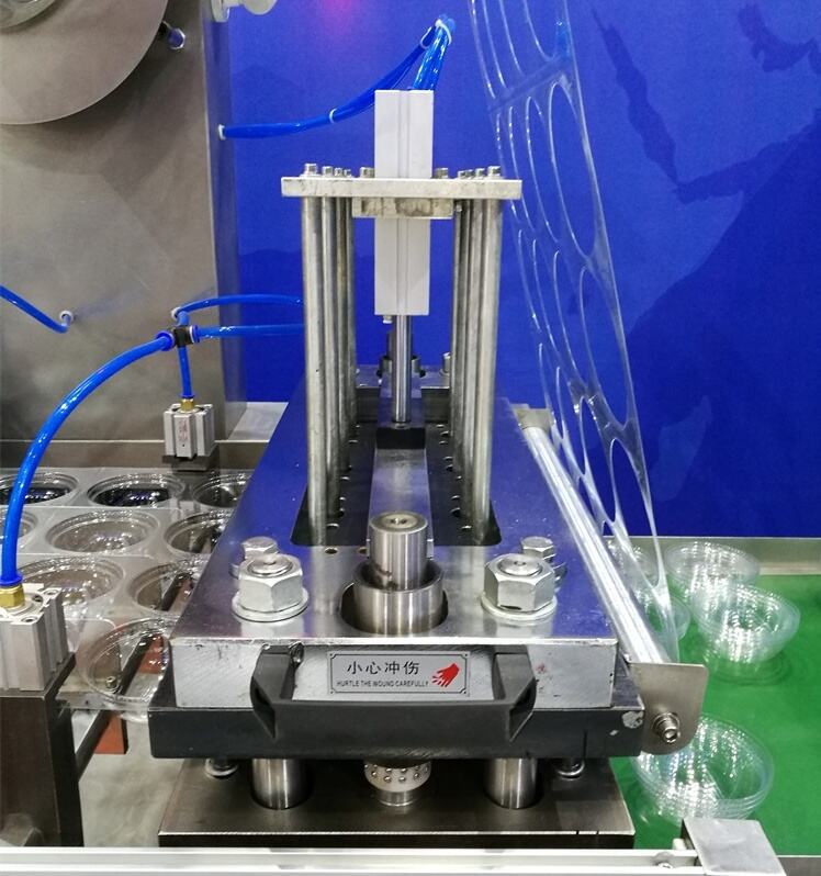 6 Cutting System.jpg